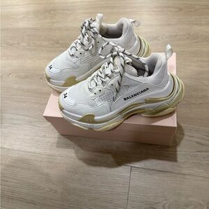 Balenciaga White & Cream Triple S Chunky Sneakers